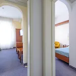 Palace Domus Mea Hotel