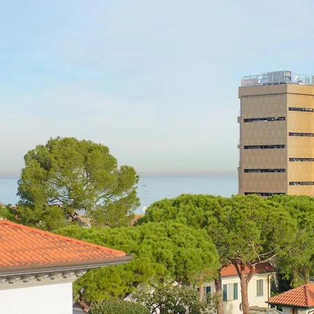 Palace Domus Mea