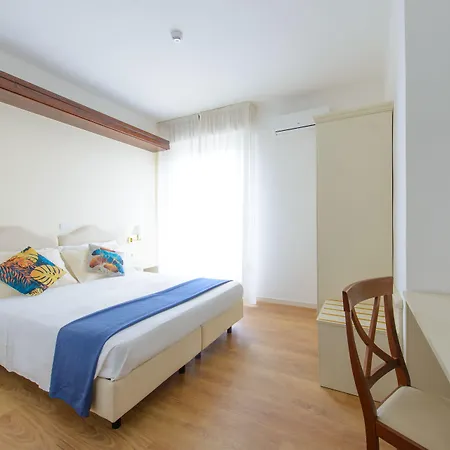 Palace Domus Mea 호텔 3*