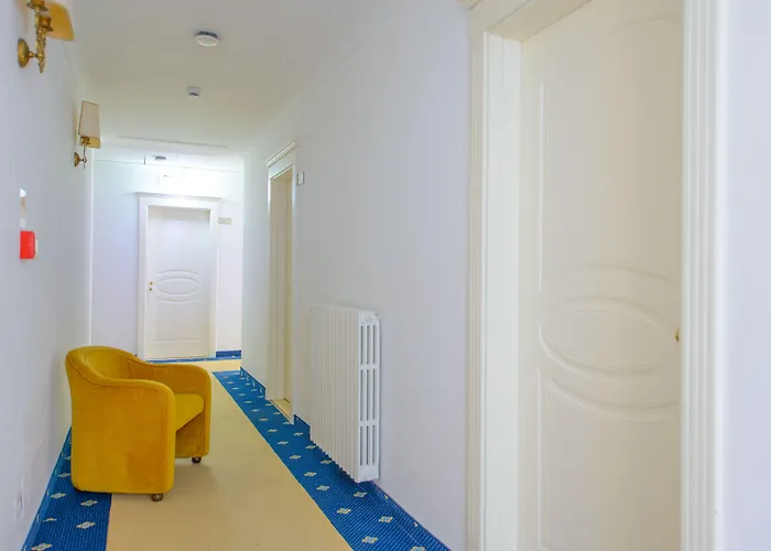 Palace Domus Mea Hotel 3*