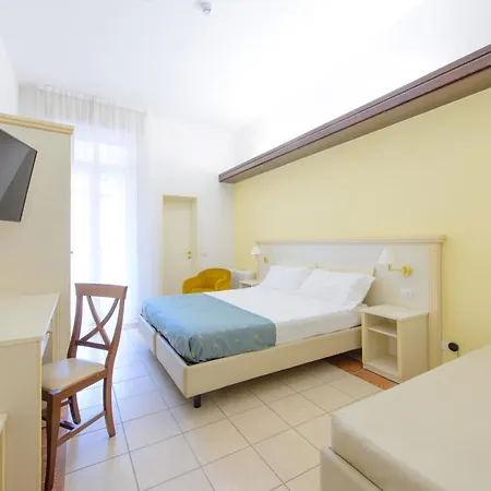 Hotell Palace Domus Mea