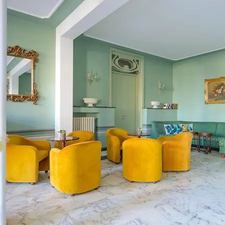 ホテル Palace Domus Mea