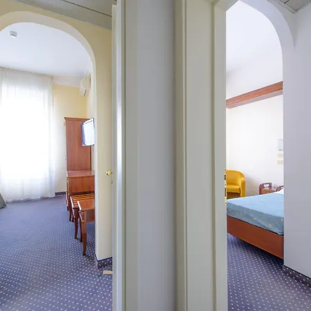 Palace Domus Mea Hotell