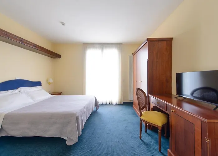 Palace Domus Mea 3*
